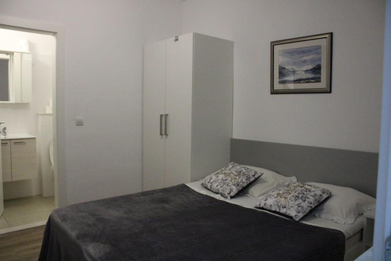 Superior Apt, 4 Rooms, 4 Bathrooms Promajna Bagian luar foto